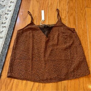 Crescent Tank Top with Lace Detail Womens Size Small NWT